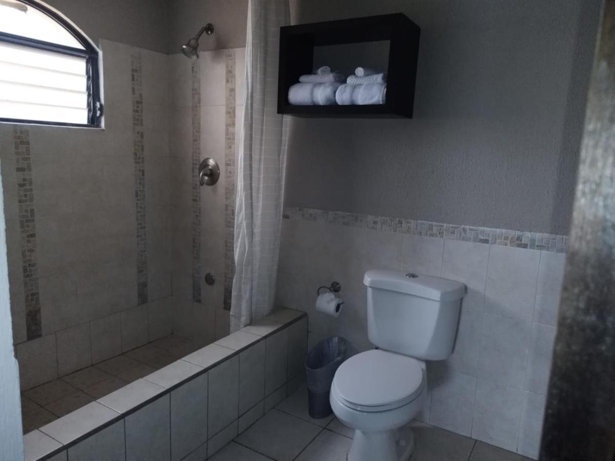 L'Aurora Inn Hostal Ciudad Guatemala Eksteriør billede
